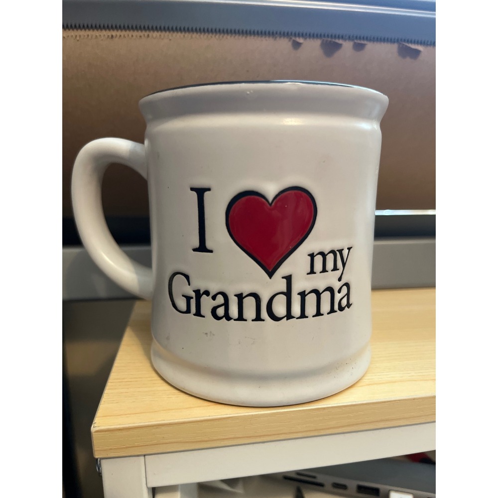 Spectrum Designz I Love My Grandma Ceramic Coffee Mug White Black‎ Rim 2017